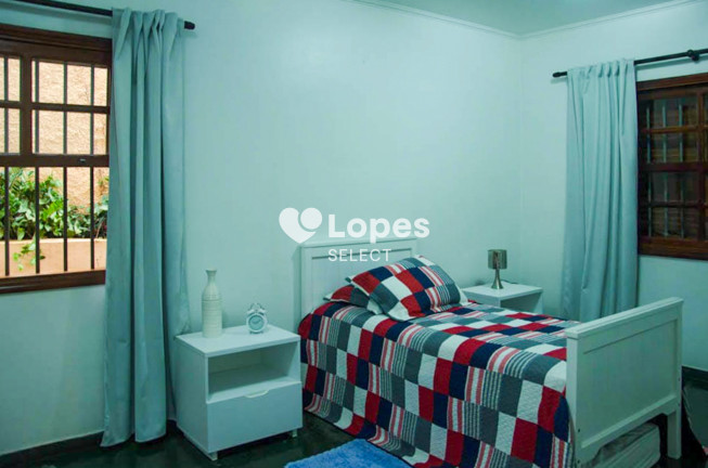 Imagem Casa com 5 Quartos à Venda, em Taquaral - Campinas Imagem Casa com 5 Quartos à Venda, em Taquaral - Campinas