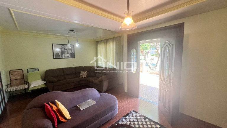 Imagem Casa com 4 Quartos à Venda, 240 m² em Vila Isabel - Pato Branco Imagem Casa com 4 Quartos à Venda, 240 m² em Vila Isabel - Pato Branco