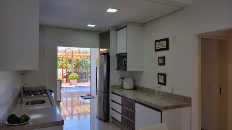 Imagem Casa com 2 Quartos à Venda, 112 m² em Cachoeira Do Bom Jesus - Florianópolis