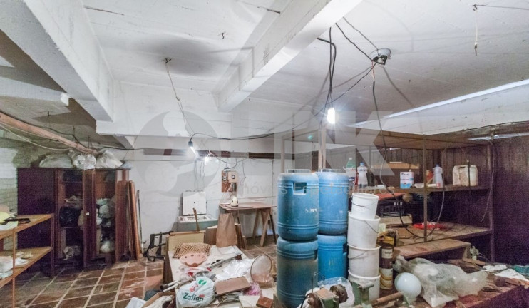 Imagem Casa com 5 Quartos à Venda, 280 m² em Três Figueiras - Porto Alegre Imagem Casa com 5 Quartos à Venda, 280 m² em Três Figueiras - Porto Alegre