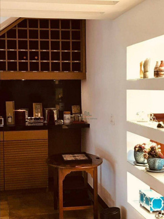 Imagem Casa com 4 Quartos à Venda, 380 m² em Camboinhas - Niterói Imagem Casa com 4 Quartos à Venda, 380 m² em Camboinhas - Niterói
