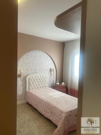 Imagem Apartamento com 4 Quartos à Venda, 179 m² em Setor Bueno - Goiânia Imagem Apartamento com 4 Quartos à Venda, 179 m² em Setor Bueno - Goiânia