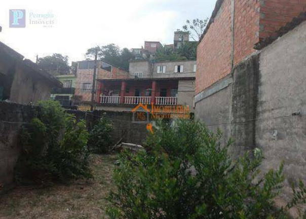Imagem Casa com 3 Quartos à Venda, 220 m² em Jardim Acácio - Guarulhos Imagem Casa com 3 Quartos à Venda, 220 m² em Jardim Acácio - Guarulhos