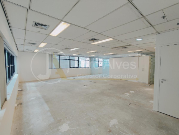 Imagem Imóvel Comercial para Alugar, 200 m² em Itaim Bibi - São Paulo Imagem Imóvel Comercial para Alugar, 200 m² em Itaim Bibi - São Paulo