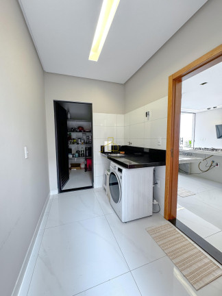 Imagem Casa com 4 Quartos à Venda, 300 m² em Portal De Jacaraípe - Serra Imagem Casa com 4 Quartos à Venda, 300 m² em Portal De Jacaraípe - Serra