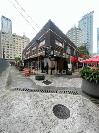 Imóvel Comercial à Venda, 860 m² em Centro - Balneario Camboriu