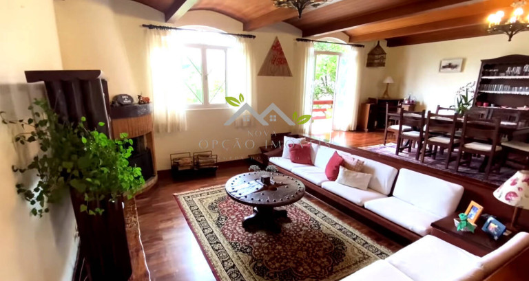 Imagem Casa com 3 Quartos à Venda, 190 m² em Vila Inglesa - Campos Do Jordão Imagem Casa com 3 Quartos à Venda, 190 m² em Vila Inglesa - Campos Do Jordão