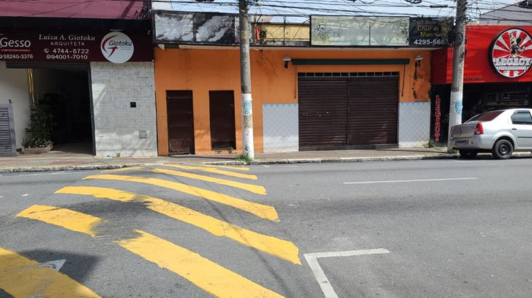 Sala Comercial para Alugar, 233 m² em Centro - Suzano