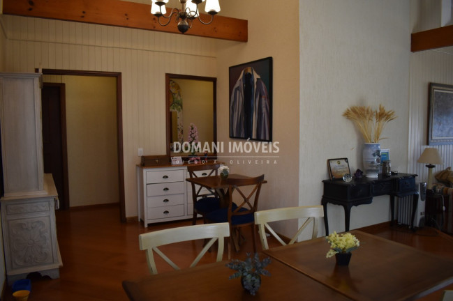 Imagem Casa com 4 Quartos à Venda, 222 m² em Região Do Alto Da Vila Inglesa - Campos Do Jordão Imagem Casa com 4 Quartos à Venda, 222 m² em Região Do Alto Da Vila Inglesa - Campos Do Jordão