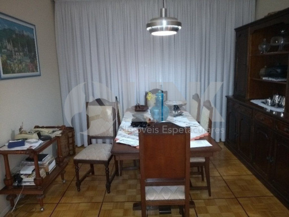 Imagem Casa com 6 Quartos à Venda, 574 m² em Menino Deus - Porto Alegre Imagem Casa com 6 Quartos à Venda, 574 m² em Menino Deus - Porto Alegre