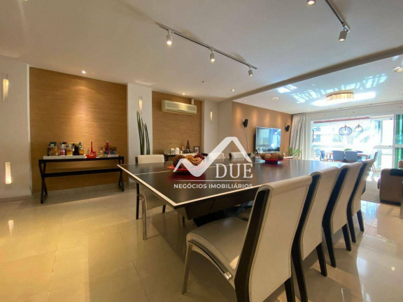 Imagem Apartamento com 3 Quartos à Venda, 227 m² em Embaré - Santos Imagem Apartamento com 3 Quartos à Venda, 227 m² em Embaré - Santos