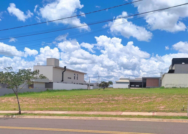 Imagem Terreno à Venda, 420 m² em Residencial Estoril Premium - Bauru Imagem Terreno à Venda, 420 m² em Residencial Estoril Premium - Bauru