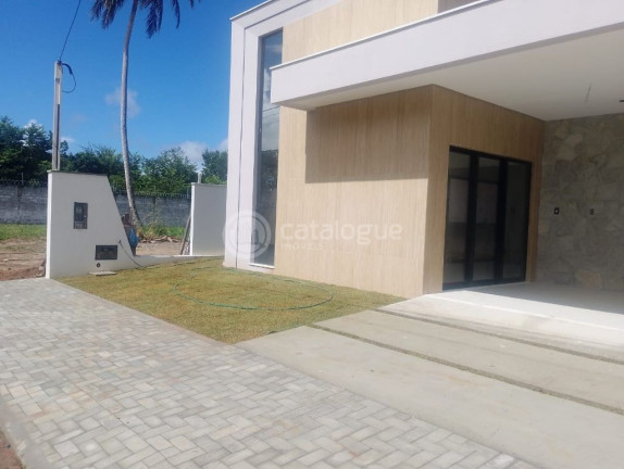 Imagem Casa de Condomínio com 3 Quartos à Venda, 240 m² em Cajupiranga - Parnamirim Imagem Casa de Condomínio com 3 Quartos à Venda, 240 m² em Cajupiranga - Parnamirim