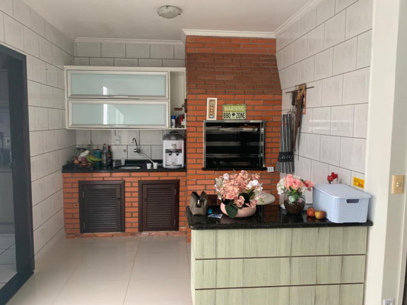 Imagem Casa com 4 Quartos à Venda, 340 m² em Costa E Silva - Joinville