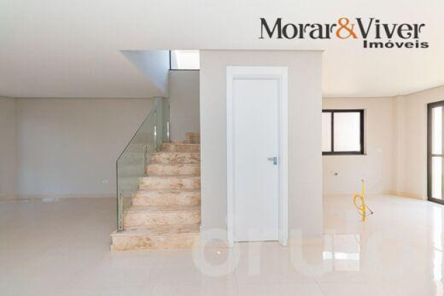 Imagem Casa com 3 Quartos à Venda, 167 m² em Pinheirinho - Curitiba Imagem Casa com 3 Quartos à Venda, 167 m² em Pinheirinho - Curitiba