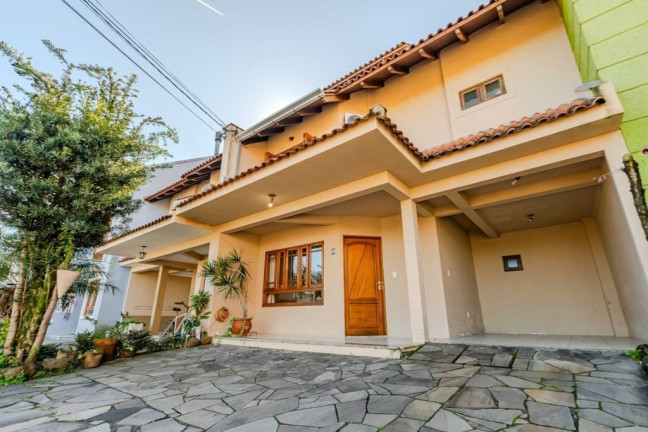 Imagem Casa com 4 Quartos à Venda, 202 m² em Ipanema - Porto Alegre