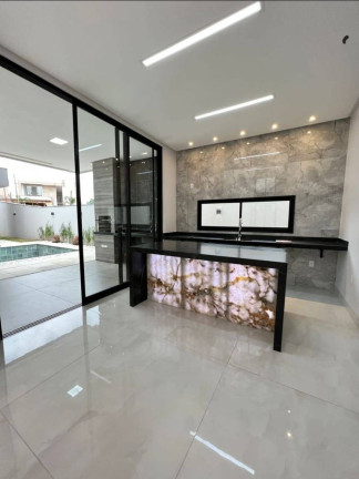 Imagem Casa com 3 Quartos à Venda, 360 m² em Condomínio Residencial Gaudi - Anápolis