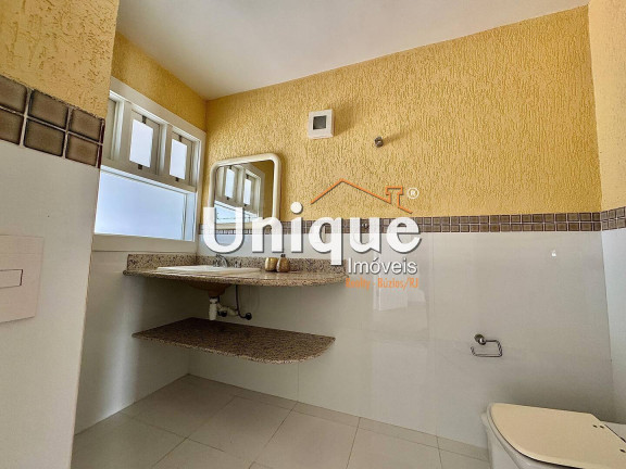 Imagem Casa com 5 Quartos à Venda, 2.000 m² em São Bento - Cabo Frio Imagem Casa com 5 Quartos à Venda, 2.000 m² em São Bento - Cabo Frio