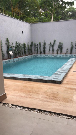 Imagem Casa com 4 Quartos à Venda, 300 m² em Centro - Lauro De Freitas Imagem Casa com 4 Quartos à Venda, 300 m² em Centro - Lauro De Freitas