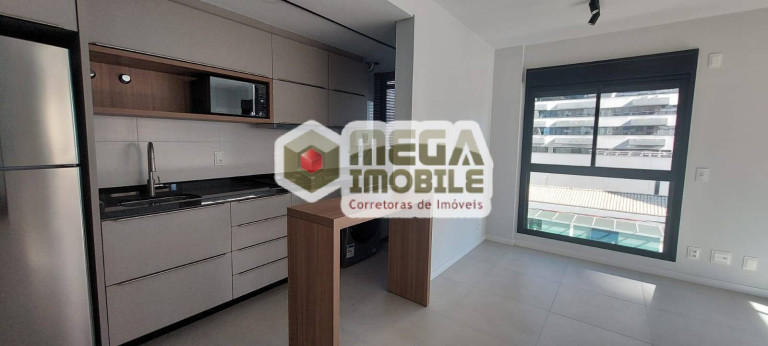 Imagem Apartamento com 1 Quarto à Venda, 28 m² em Centro - Florianópolis Imagem Apartamento com 1 Quarto à Venda, 28 m² em Centro - Florianópolis