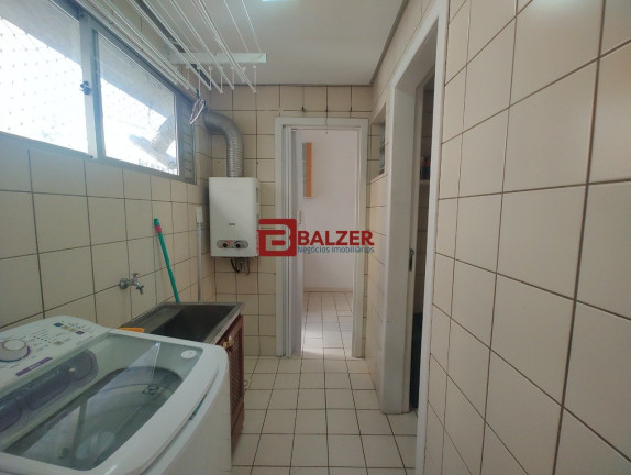 Imagem Apartamento com 3 Quartos à Venda, 124 m² em Centro - Florianópolis Imagem Apartamento com 3 Quartos à Venda, 124 m² em Centro - Florianópolis