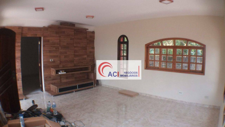 Imagem Casa com 3 Quartos à Venda ou Locação, 180 m² em Vila Verde - Itapevi Imagem Casa com 3 Quartos à Venda ou Locação, 180 m² em Vila Verde - Itapevi