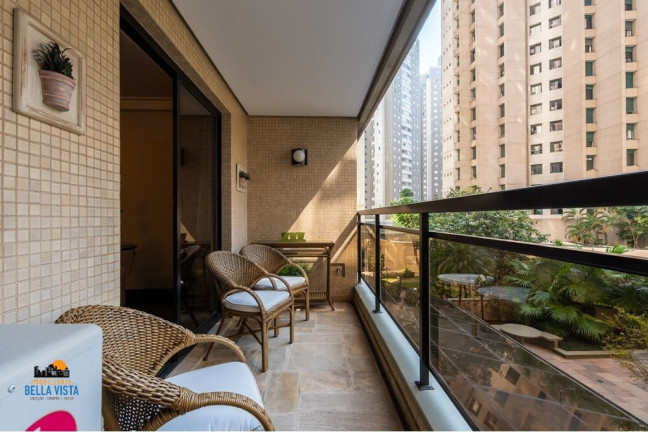 Imagem Apartamento com 3 Quartos à Venda, em Moema - São Paulo Imagem Apartamento com 3 Quartos à Venda, em Moema - São Paulo