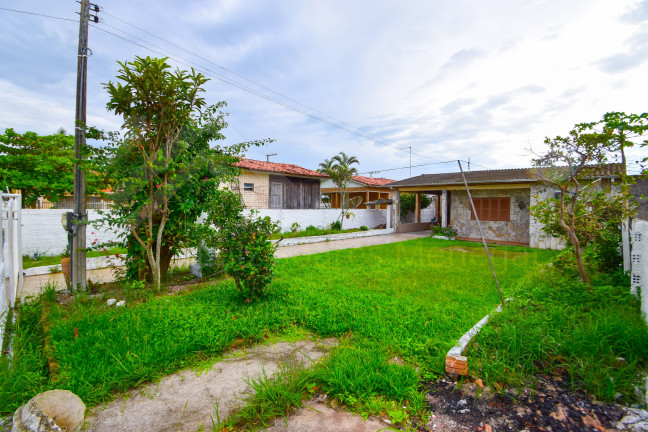 Imagem Casa com 3 Quartos à Venda, 143 m² em Zona Nova - Balneário Rincão Imagem Casa com 3 Quartos à Venda, 143 m² em Zona Nova - Balneário Rincão