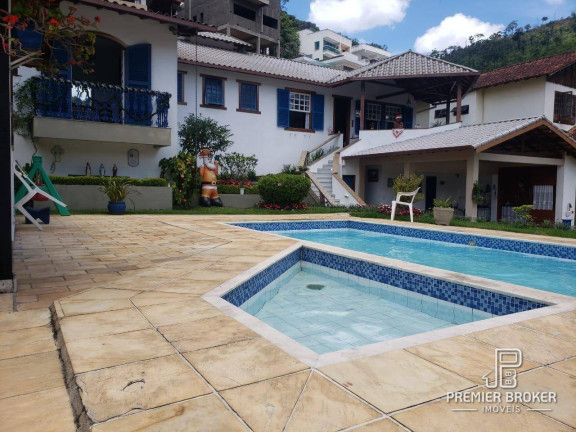 Casa com 4 Quartos à Venda, 388 m² em Tijuca - Teresópolis