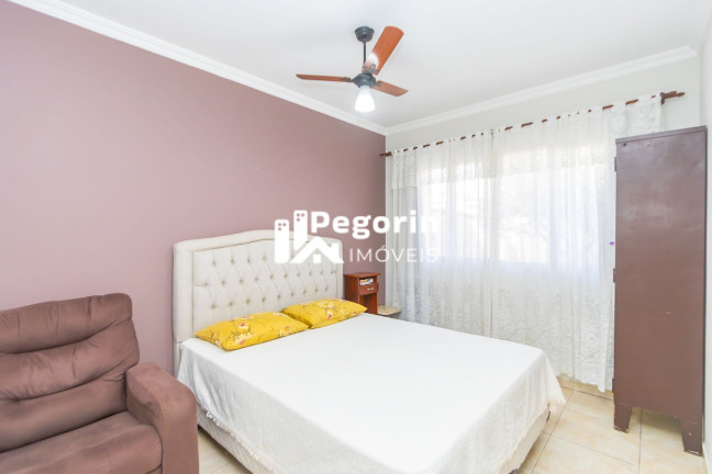 Imagem Casa com 3 Quartos à Venda, 183 m² em Cajuru - Curitiba