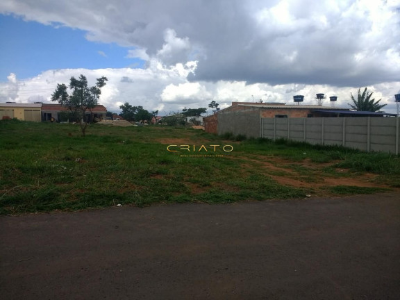 Imagem Terreno à Venda, 300 m² em Residencial São Vicente - Anápolis Imagem Terreno à Venda, 300 m² em Residencial São Vicente - Anápolis
