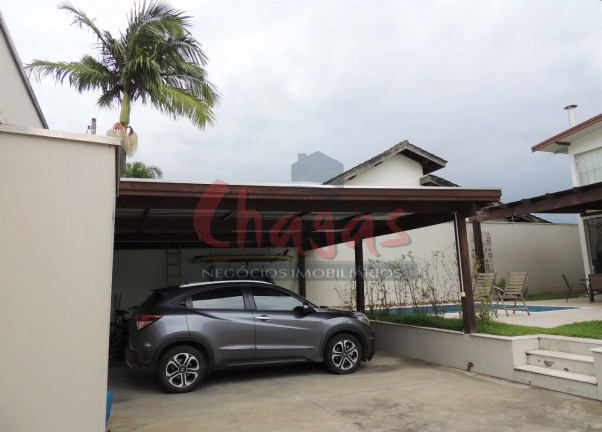 Imagem Sobrado com 3 Quartos à Venda, 350 m² em Poiares - Caraguatatuba Imagem Sobrado com 3 Quartos à Venda, 350 m² em Poiares - Caraguatatuba
