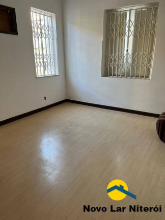 Imagem Casa com 3 Quartos à Venda, 240 m² em Centro - Niterói