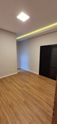 Imagem Casa com 3 Quartos à Venda, 105 m² em Horto Florestal - Sorocaba Imagem Casa com 3 Quartos à Venda, 105 m² em Horto Florestal - Sorocaba