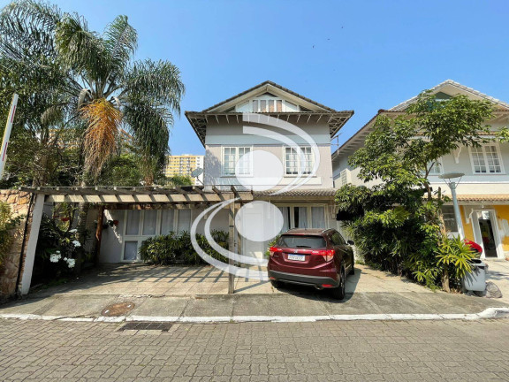 Imagem Casa com 4 Quartos à Venda, 250 m² em Barra Da Tijuca - Rio De Janeiro Imagem Casa com 4 Quartos à Venda, 250 m² em Barra Da Tijuca - Rio De Janeiro