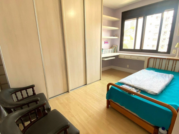 Imagem Apartamento com 3 Quartos à Venda, 118 m² em Rio Branco - Porto Alegre Imagem Apartamento com 3 Quartos à Venda, 118 m² em Rio Branco - Porto Alegre