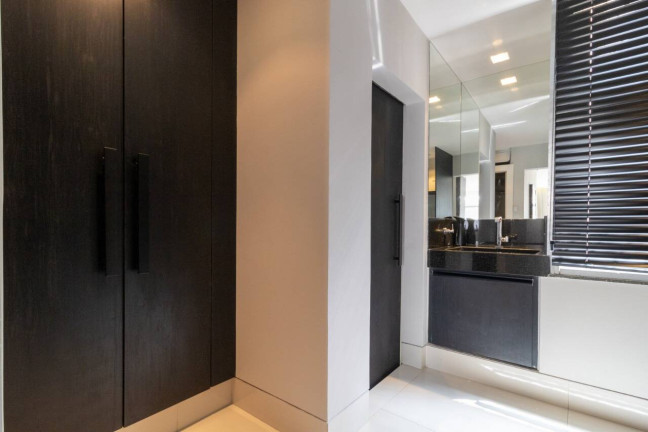Imagem Apartamento com 2 Quartos à Venda, 164 m² em Lourdes - Belo Horizonte