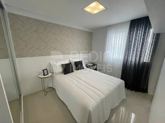 Imagem Apartamento com 3 Quartos à Venda, 136 m² em Centro - Balneário Camboriú Imagem Apartamento com 3 Quartos à Venda, 136 m² em Centro - Balneário Camboriú