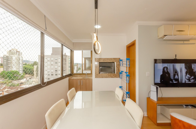 Imagem Imóvel com 2 Quartos à Venda, 72 m² em Passo Da Areia - Porto Alegre