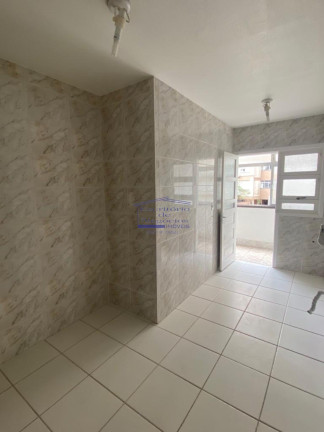 Imagem Imóvel com 3 Quartos à Venda, 84 m² em Vila Assunção - Porto Alegre Imagem Imóvel com 3 Quartos à Venda, 84 m² em Vila Assunção - Porto Alegre