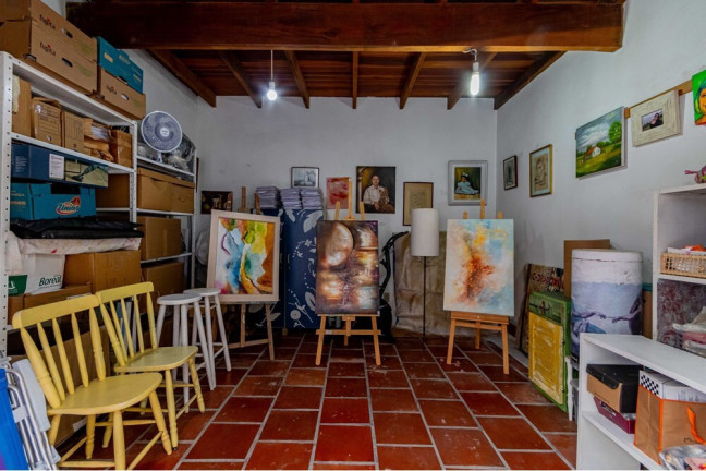 Imagem Casa com 3 Quartos à Venda, 255 m² em Petrópolis - Porto Alegre Imagem Casa com 3 Quartos à Venda, 255 m² em Petrópolis - Porto Alegre