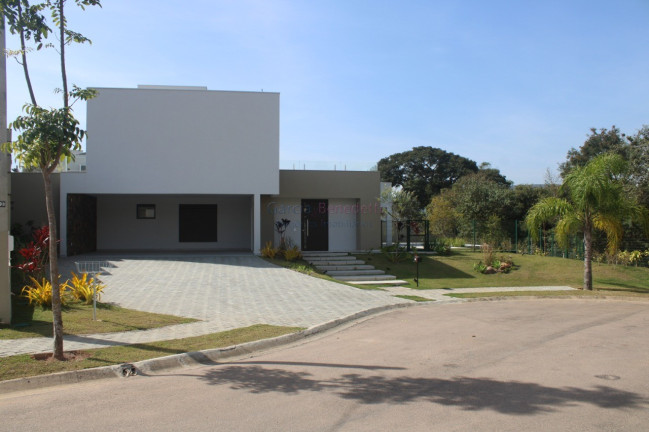 Imagem Casa com 4 Quartos à Venda, 348 m² em Medeiros - Jundiai Imagem Casa com 4 Quartos à Venda, 348 m² em Medeiros - Jundiai