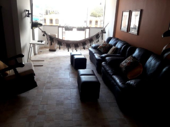 Apartamento com 3 Quartos à Venda, 170 m² em Centro - Ubatuba