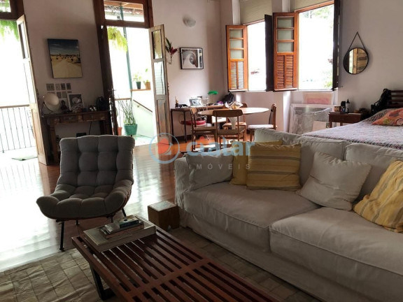 Imagem Casa com 3 Quartos à Venda, 203 m² em Humaitá - Rio De Janeiro Imagem Casa com 3 Quartos à Venda, 203 m² em Humaitá - Rio De Janeiro