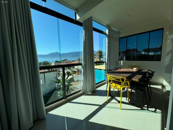 Imagem Imóvel com 2 Quartos à Venda, 428 m² em São Francisco Da Praia - São Sebastião