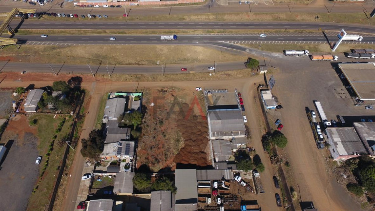 Imagem Terreno para Alugar, 2.000 m² em Primavera - Guarapuava Imagem Terreno para Alugar, 2.000 m² em Primavera - Guarapuava