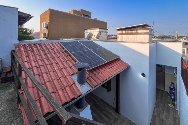 Imagem Casa com 2 Quartos à Venda, 45 m² em Olaria - Canoas Imagem Casa com 2 Quartos à Venda, 45 m² em Olaria - Canoas