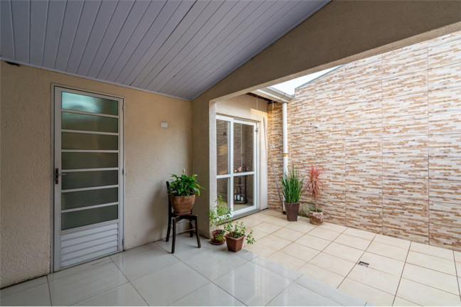 Imagem Casa com 3 Quartos à Venda, em Olaria - Canoas Imagem Casa com 3 Quartos à Venda, em Olaria - Canoas