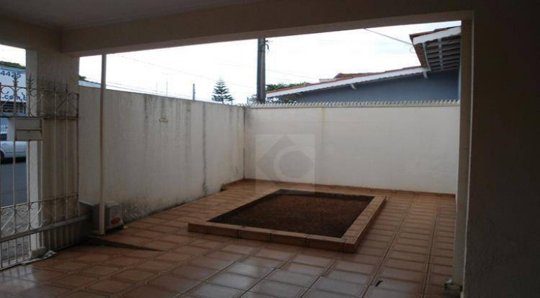 Imagem Casa com 2 Quartos à Venda ou Locação, 182 m² em Centro - Indaiatuba Imagem Casa com 2 Quartos à Venda ou Locação, 182 m² em Centro - Indaiatuba