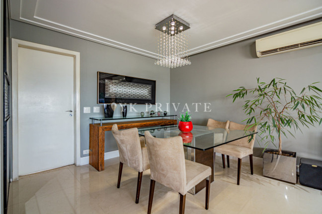 Imagem Apartamento com 4 Quartos à Venda, 206 m² em Vila Romana - São Paulo
